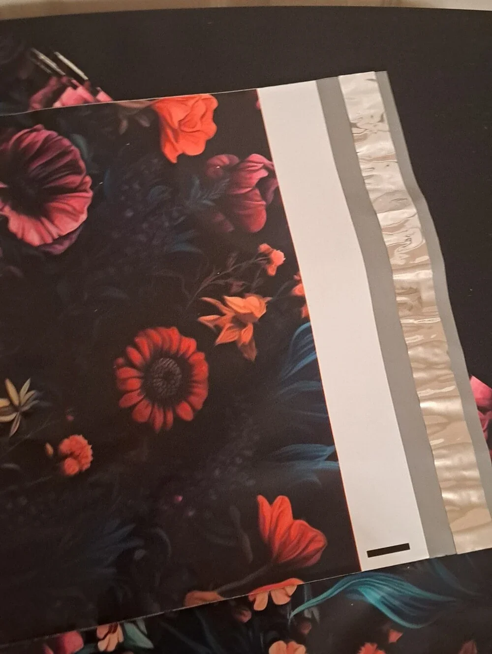 15 ct Floral Garden Dark Botanical Polymailers